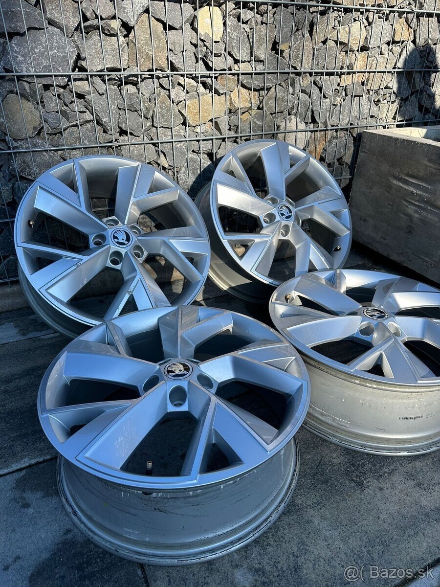 ✅ 5x112 r19 Skoda Kodiaq model triglav ✅