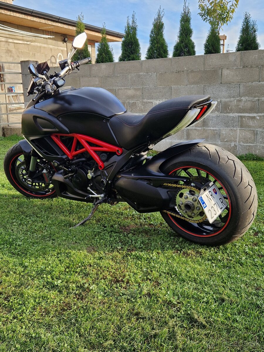 Ducati Diavel 1200