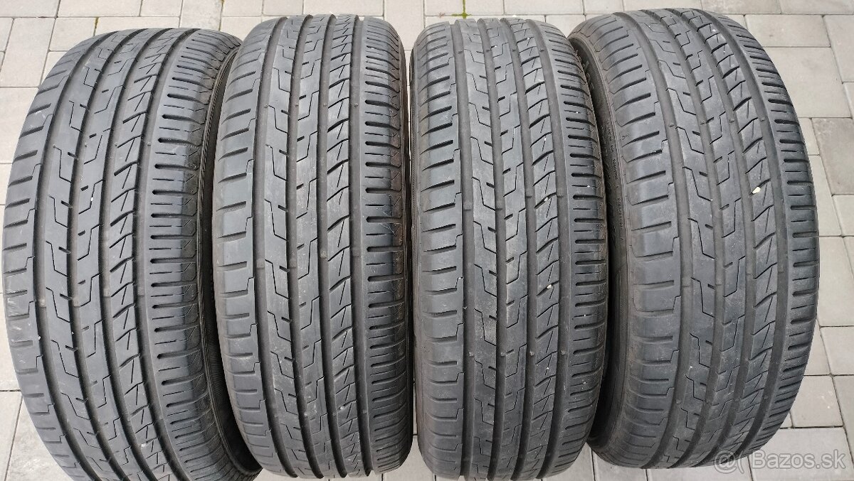 Predám letné pneu.215/60r17