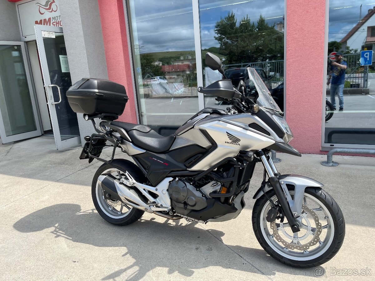 Honda NC750X  rok 2017, 37000km, ABS,1 rok záruka