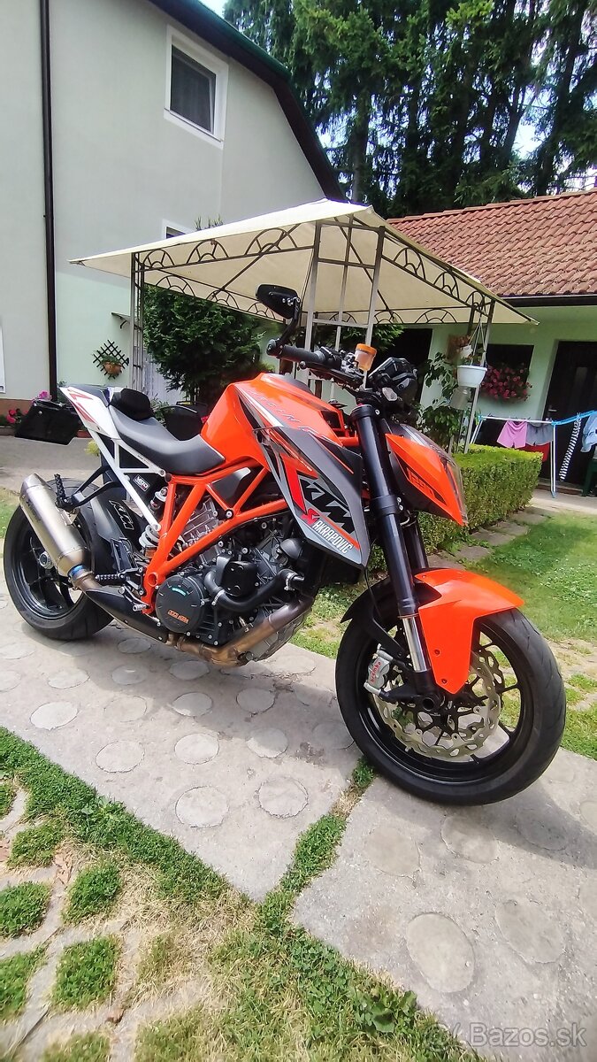 KTM SUPERDUKE R 1290