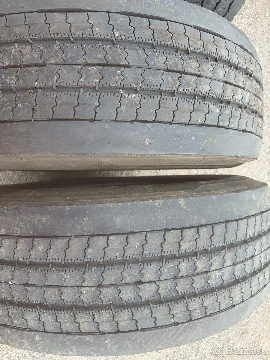 Predám vodiace 315/70R22,5