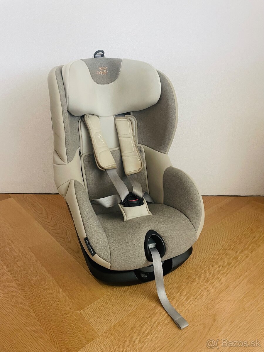 Autosedačka -Britax Römer TRIFIX2 - i-SIZE