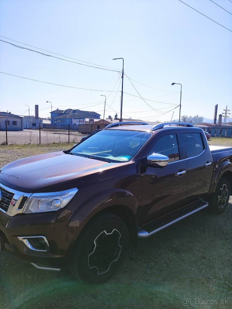 Nissan Navara NP300 SR