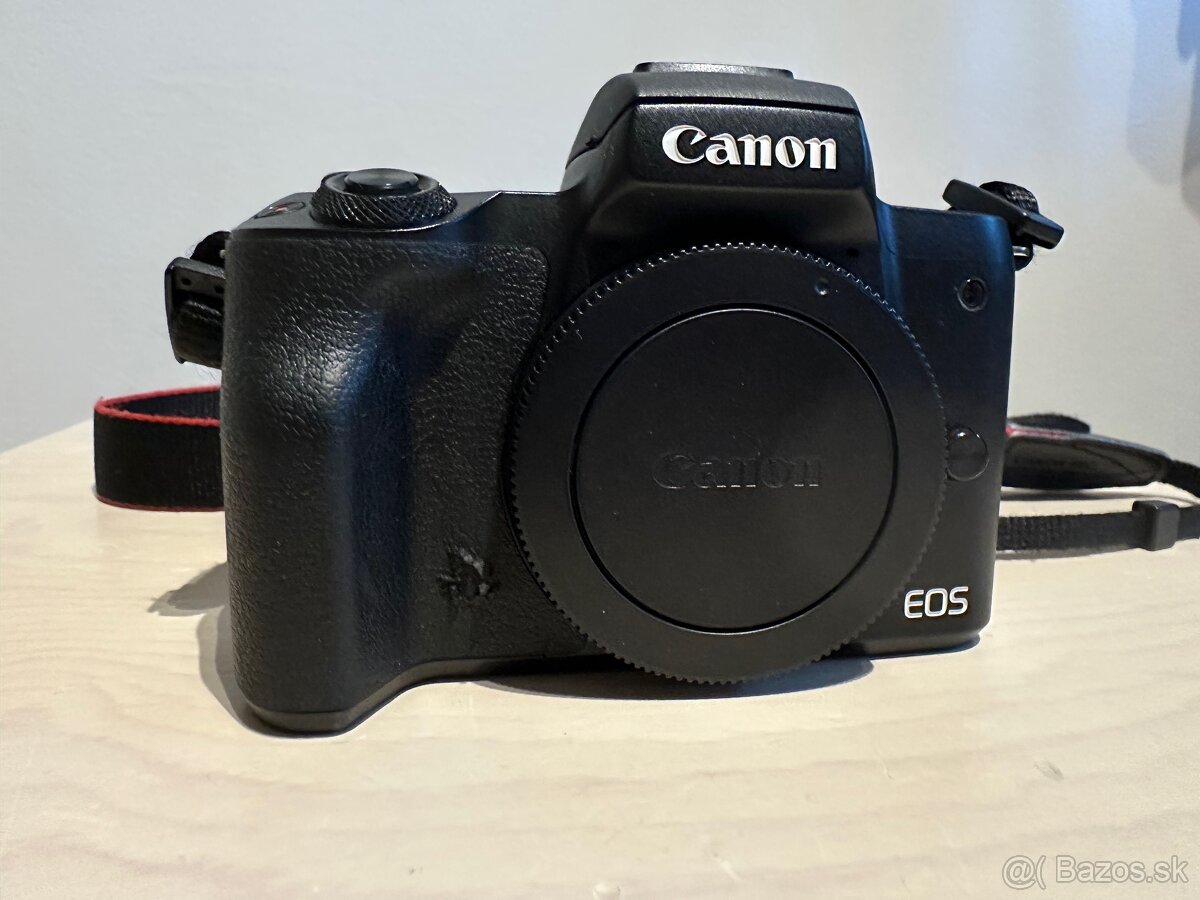 Bezzrkadlovka Canon M50 + objektívy + bohaté príslušenstvo