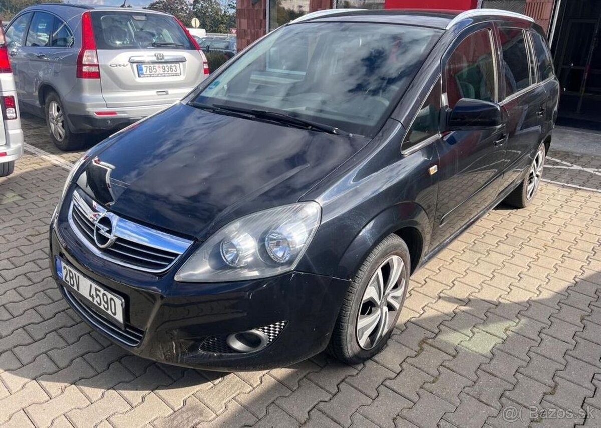 Opel Zafira 1.7CDTI 81KW,7 MIST,TAZNE,COMF nafta manuál