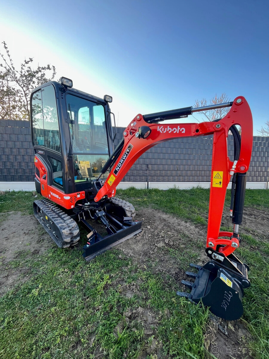 KUBOTA KX018-4