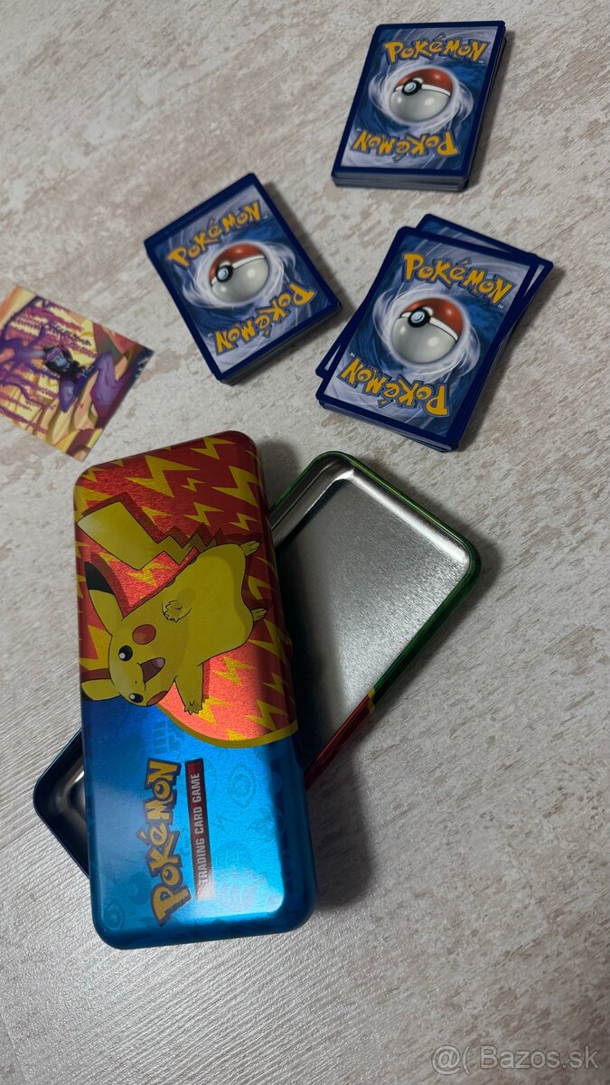 Pokemon Box + 50kariet