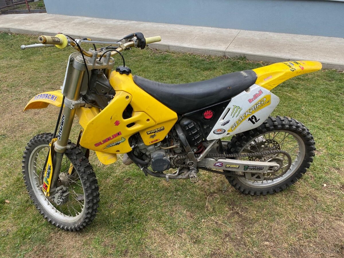 Predám Suzuki rm 125 - 99