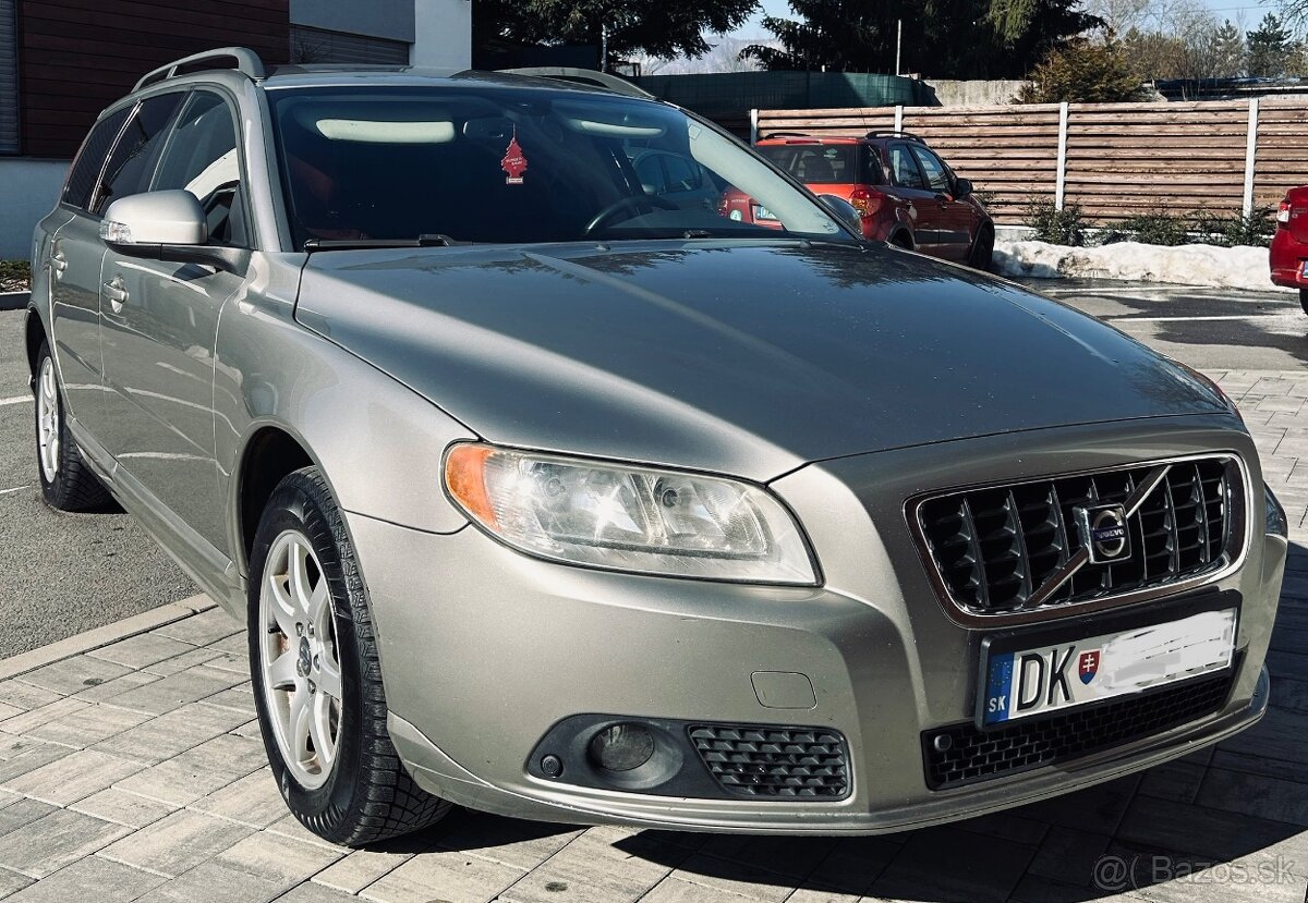 Volvo V70 Momentum 2.0 benzin 107kw