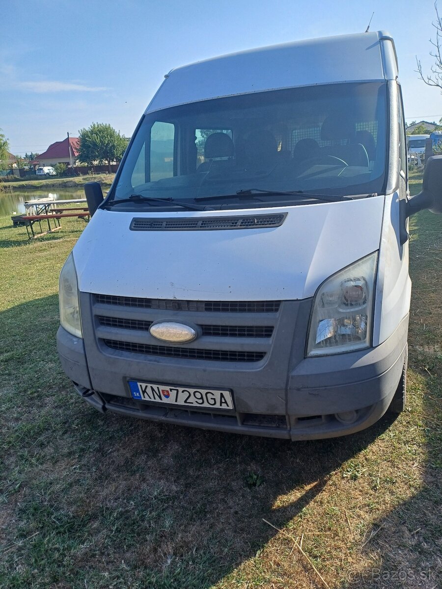 Ford Transit 2,2 TDCI 6 Miestny