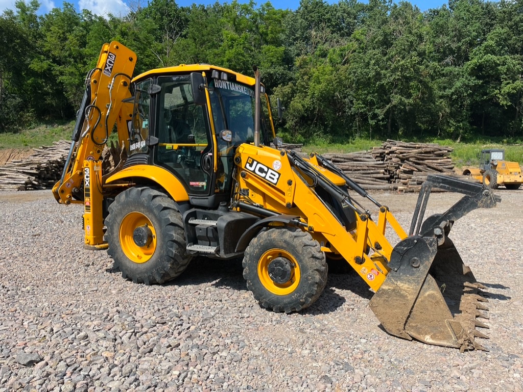 Predám JCB 3CX ECO MANUAL 55kW STAGE V