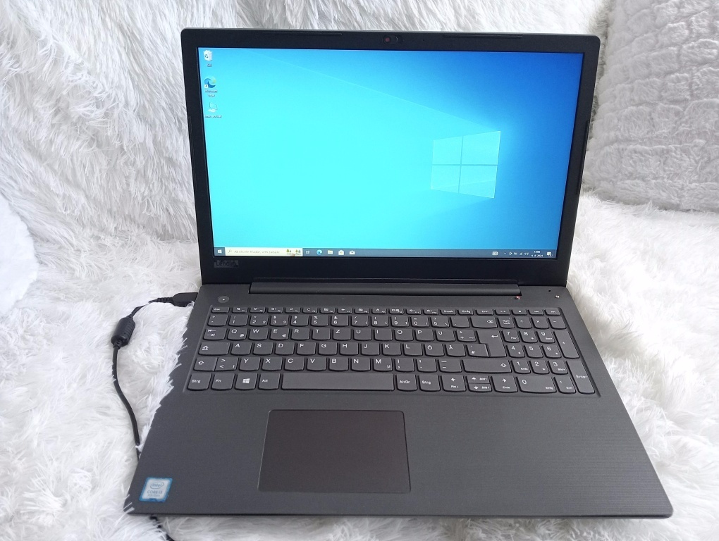 rozpredám notebook Lenovo V130