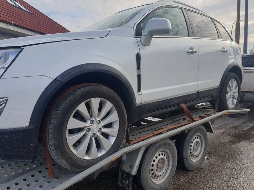 Rozpredám Opel Antara automat manuál 2WD 4WD