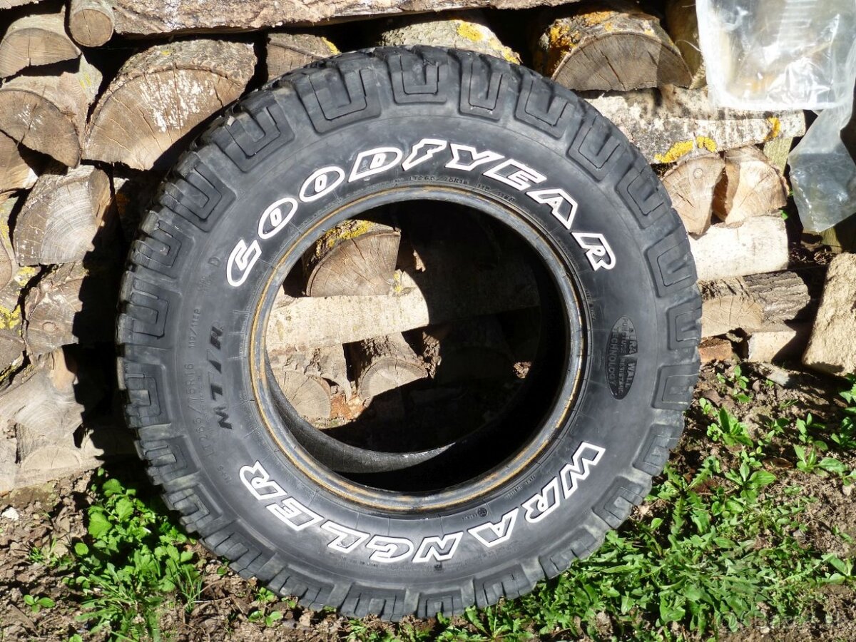 Kúpim pneu Goodyear Wrangler 265/75R16