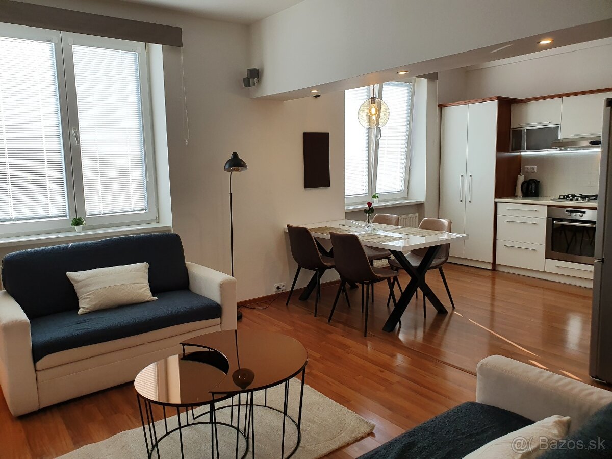 Predaj 2i byt na Záhrebskej, úplné centrum, 55 m2 – tehla