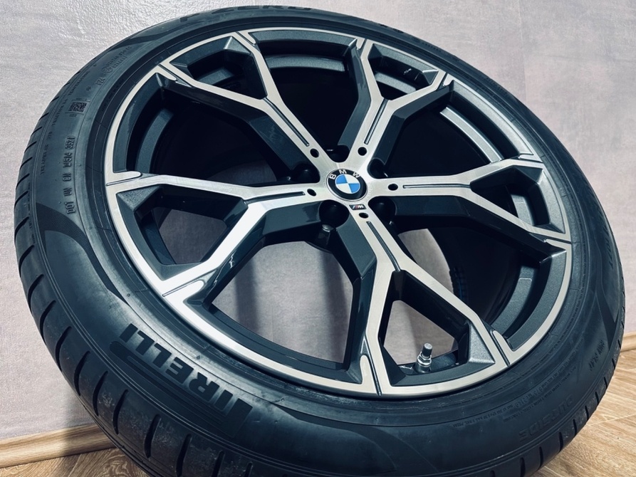 Originál letní kolesa BMW X5 G05 21” M Paket