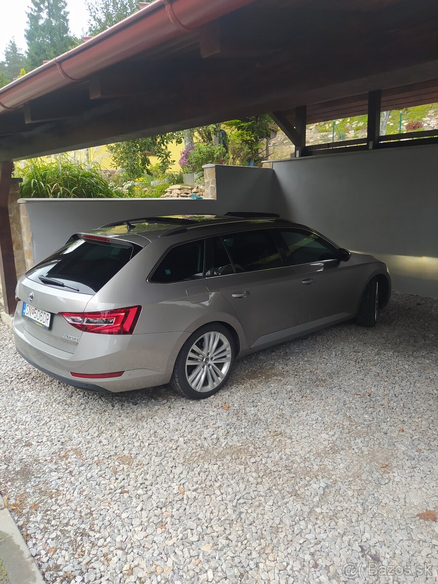 Škoda Superb Combi 2,0Tdi Style Plus