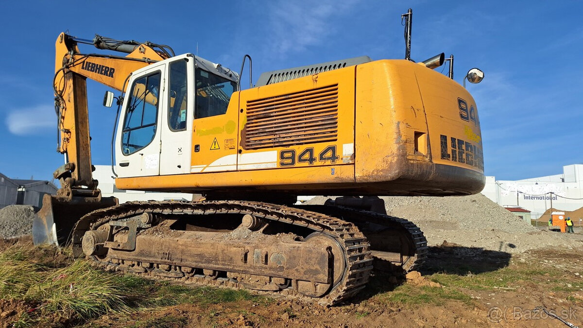 Liebherr R944C litronic