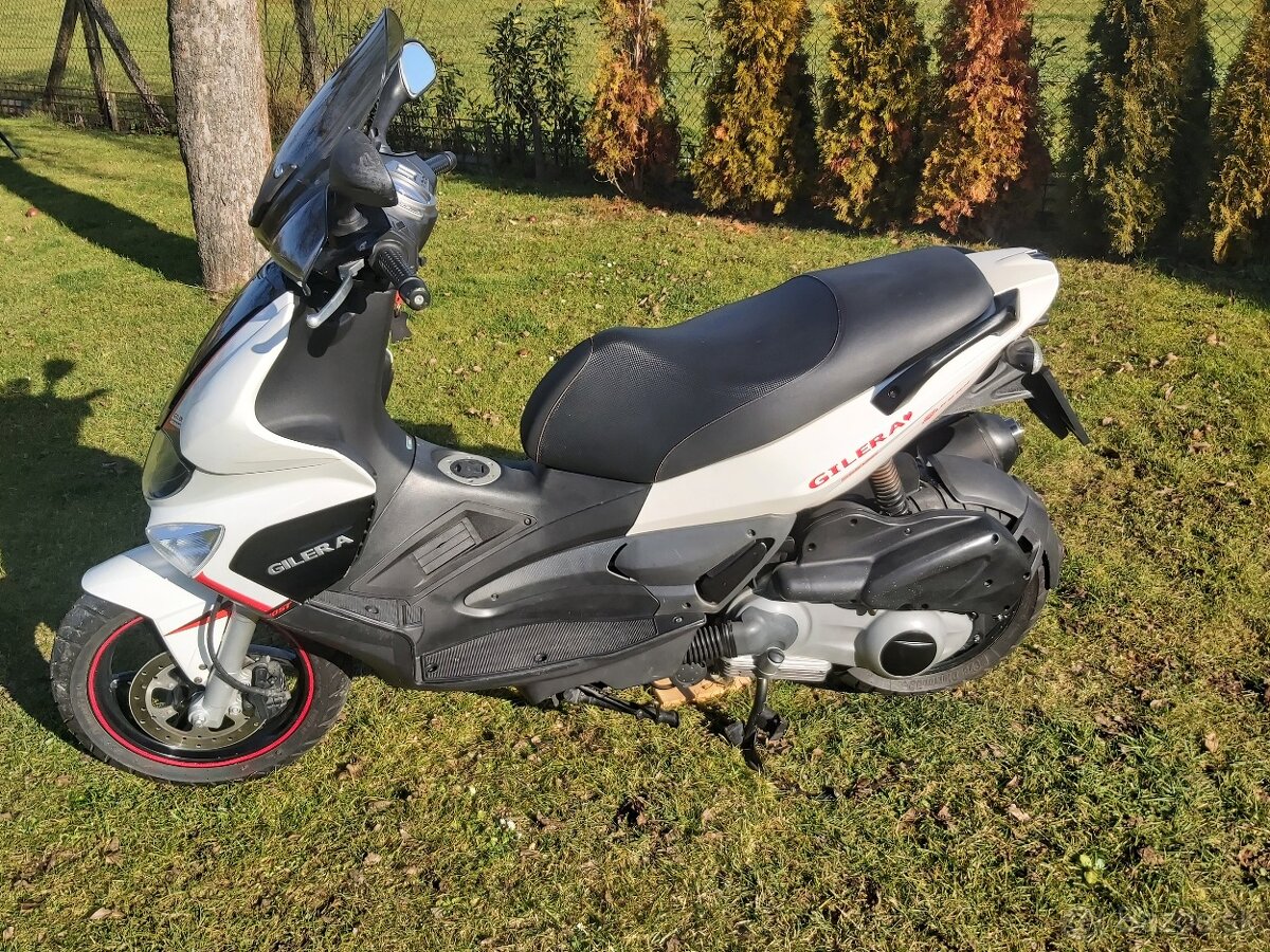 Gilera Runner 125 ST