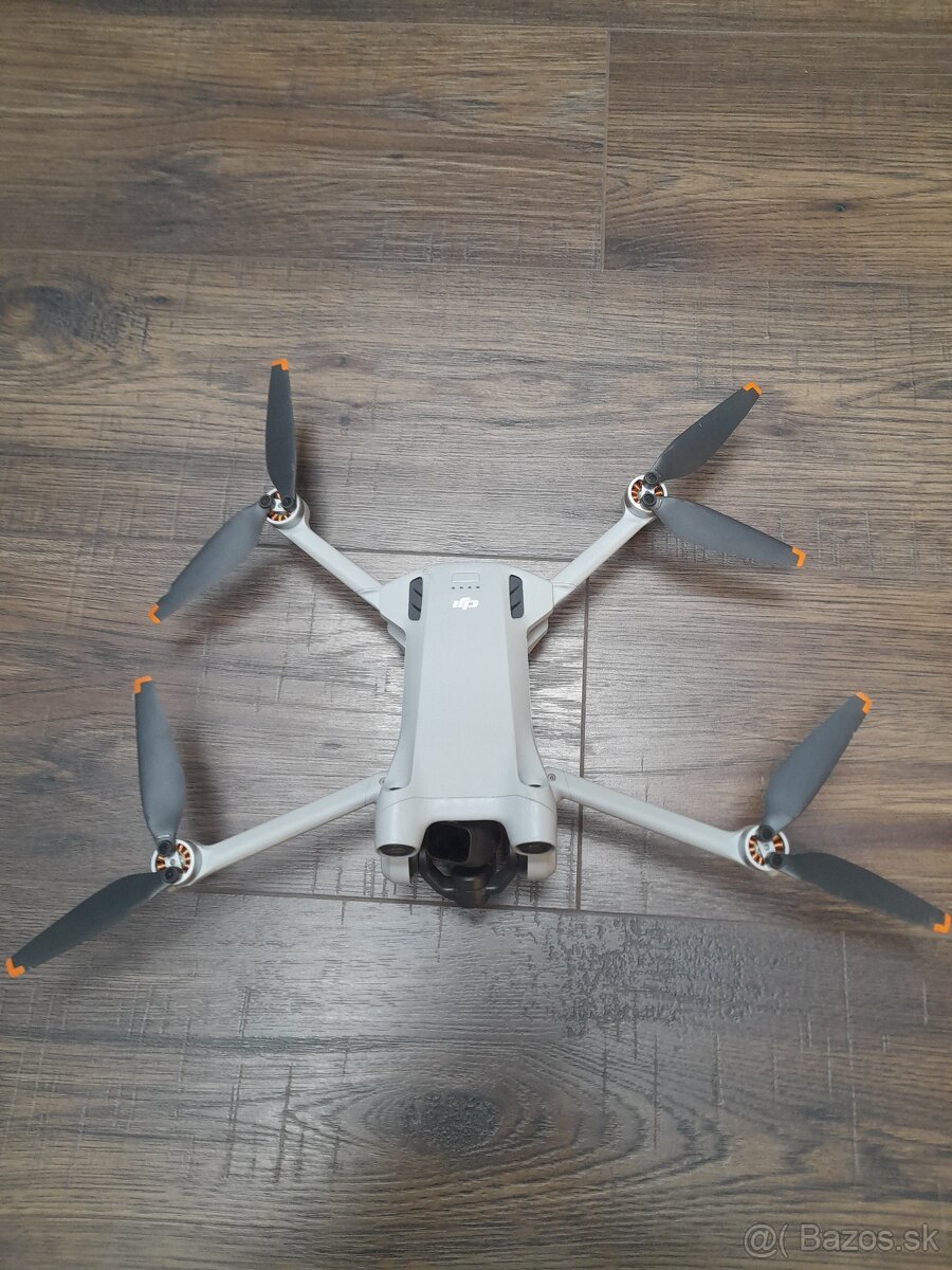 Dron DJI mini 3 pro