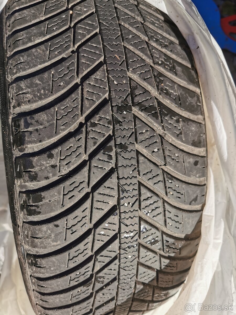 Celoročné pneumatiky 205/55 R16