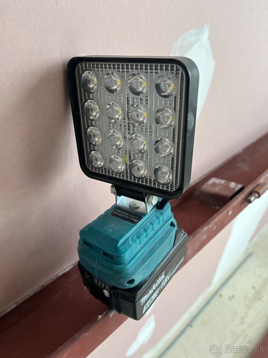 Led svetlo pre makita/bosch batériu