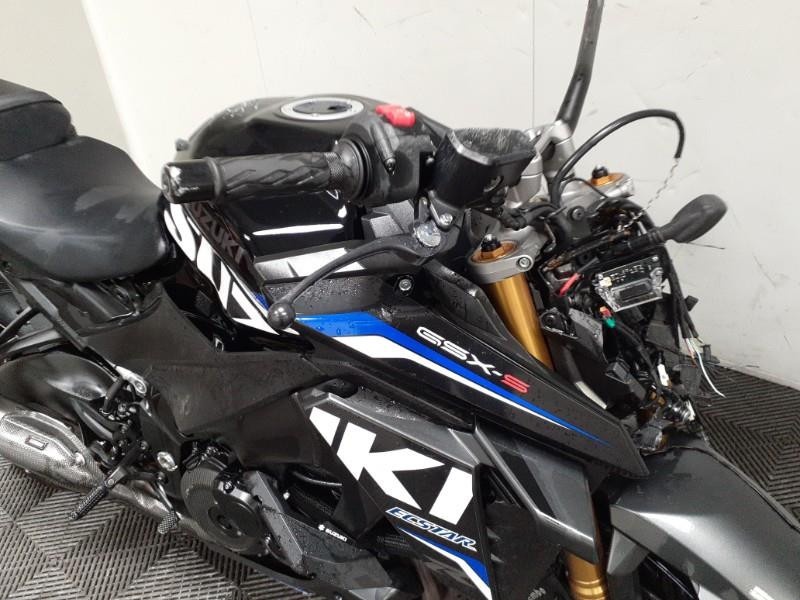 Predám Suzuki gsx-s 1000 na ND