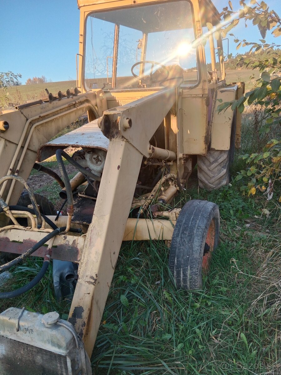 Ostrovek k162 1987 na náhradní díle Zetor 6701