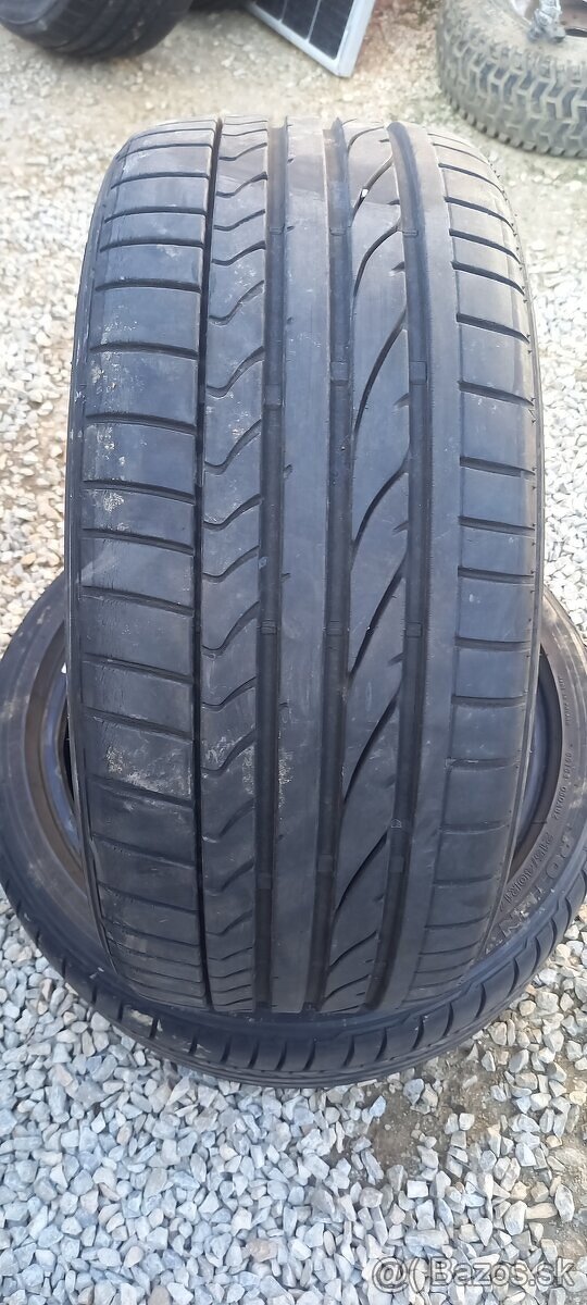 Predám letné pneu Bridgestone 215/40r17