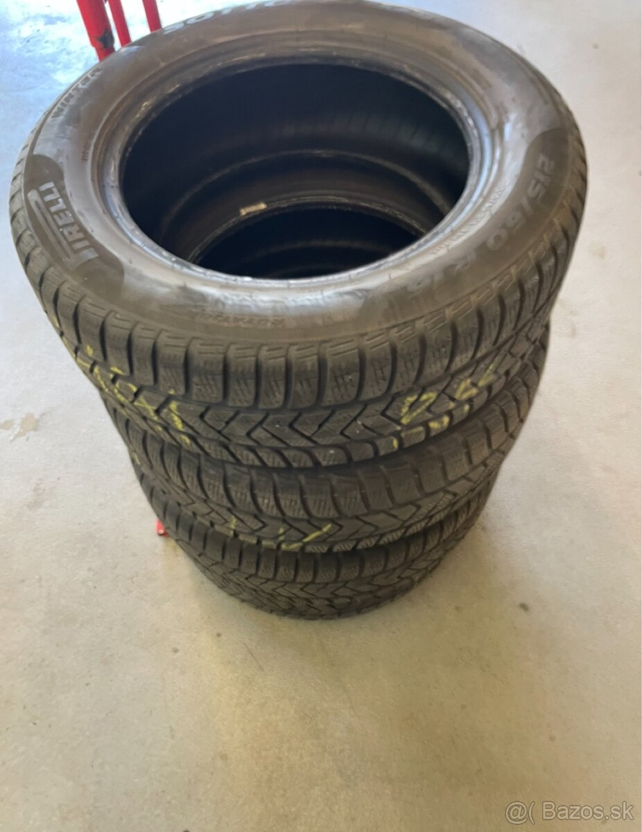 Pirelli 215/60 r16 zimné