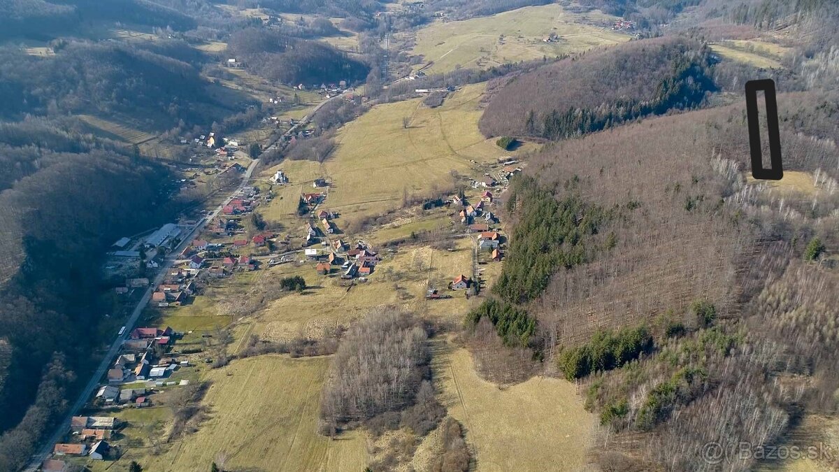 Na predaj pozemok o výmere 2281 m2, v obci Ostrý Grúň