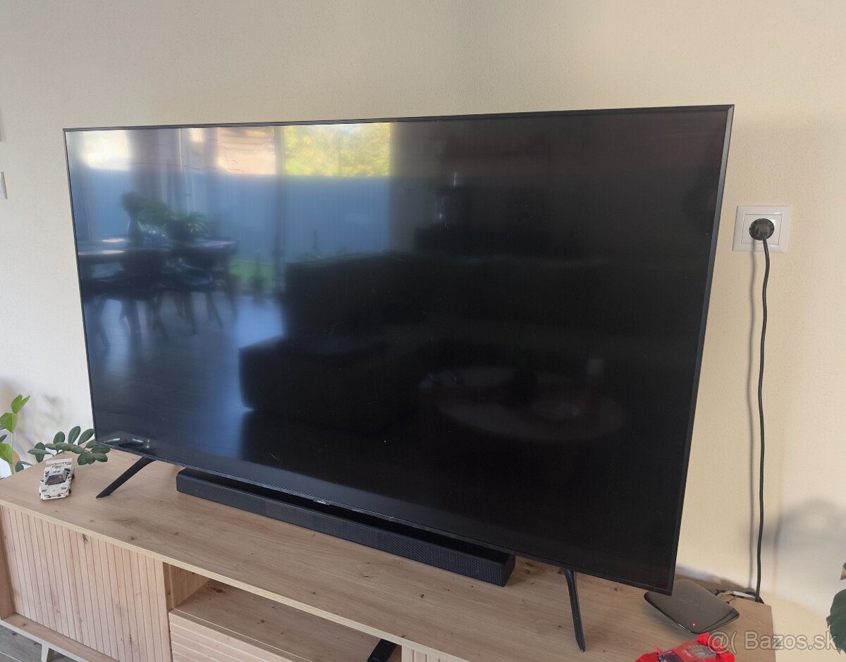 SAMSUNG 65" Smart 4K TV UE65TU7072 - výborný stav a cena