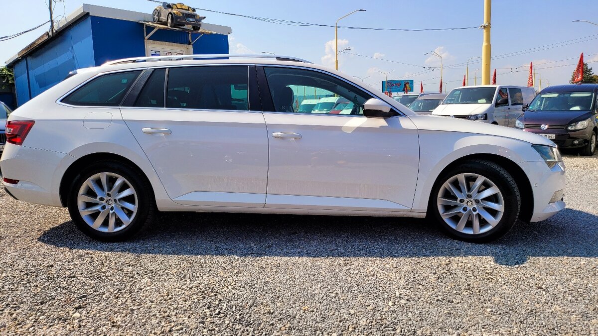 Škoda Superb Combi 2.0 TDI 190k 4x4 Style DSG