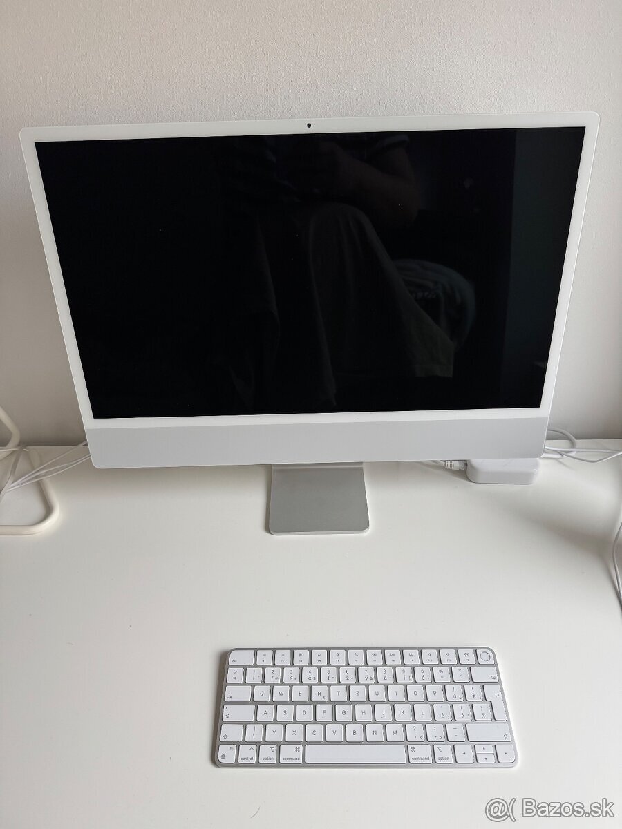 Apple iMac M3 2024 Strieborný