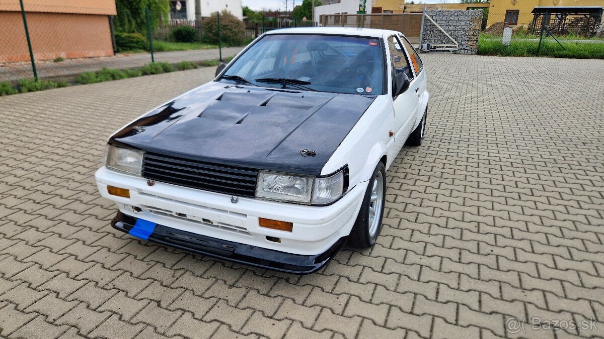 Toyota Corolla AE86