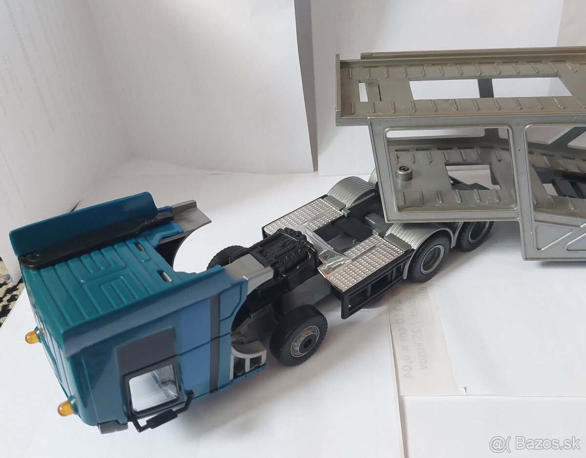 Predám 1:43 Mercedes Benz Actros Autotransportér