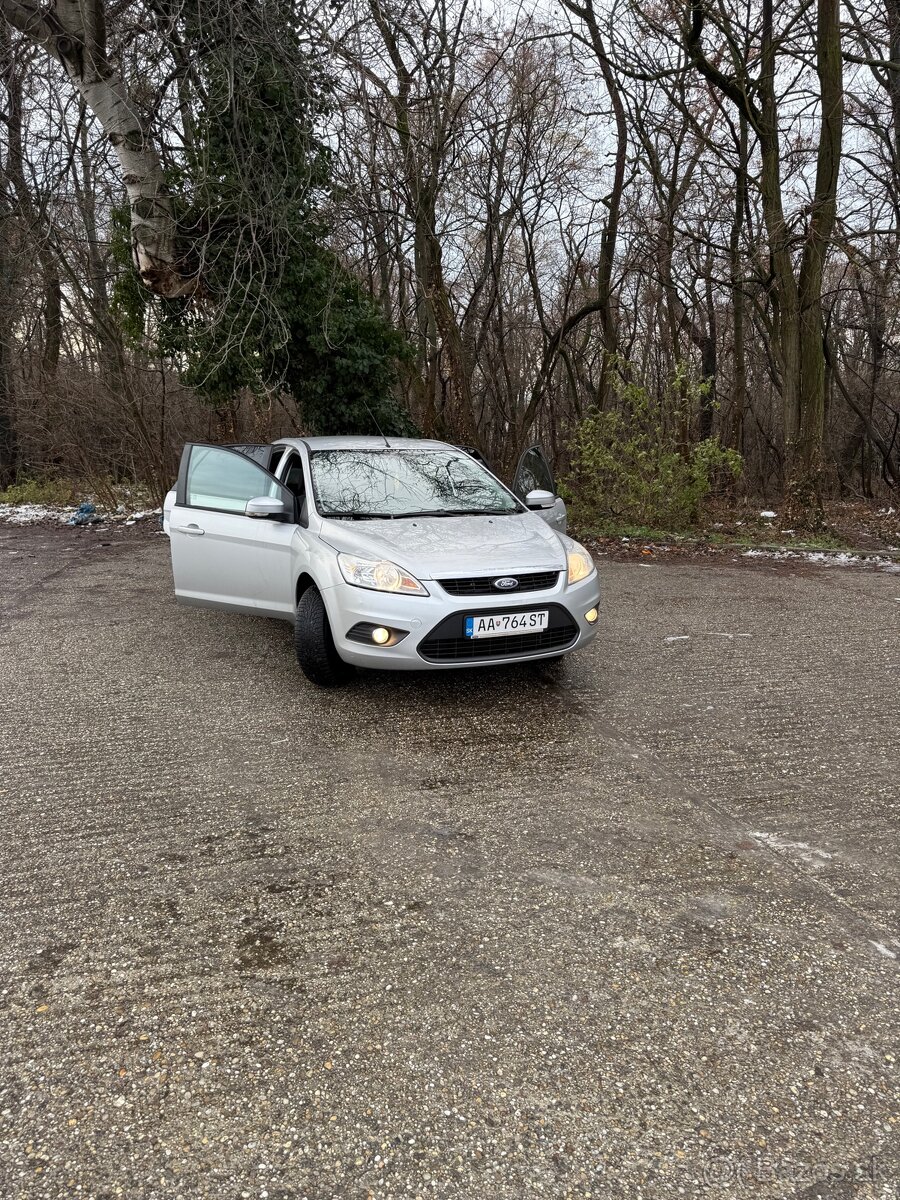 Aúto ford focus 159000km 12/2011