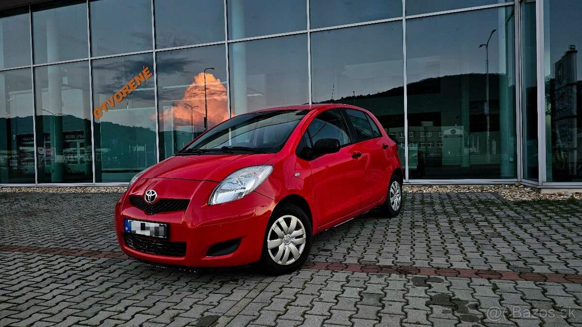 TOYOTA YARIS ●1.MAJITEL●AKO NOVÉ ZAKÚPENÉ NA SLOVENSKU●