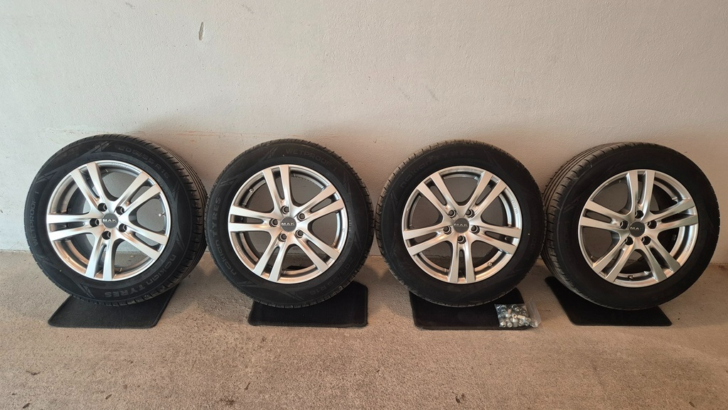 Predám nové 16" disky a nové pne NOKIAN, rozmer 205/55 R16