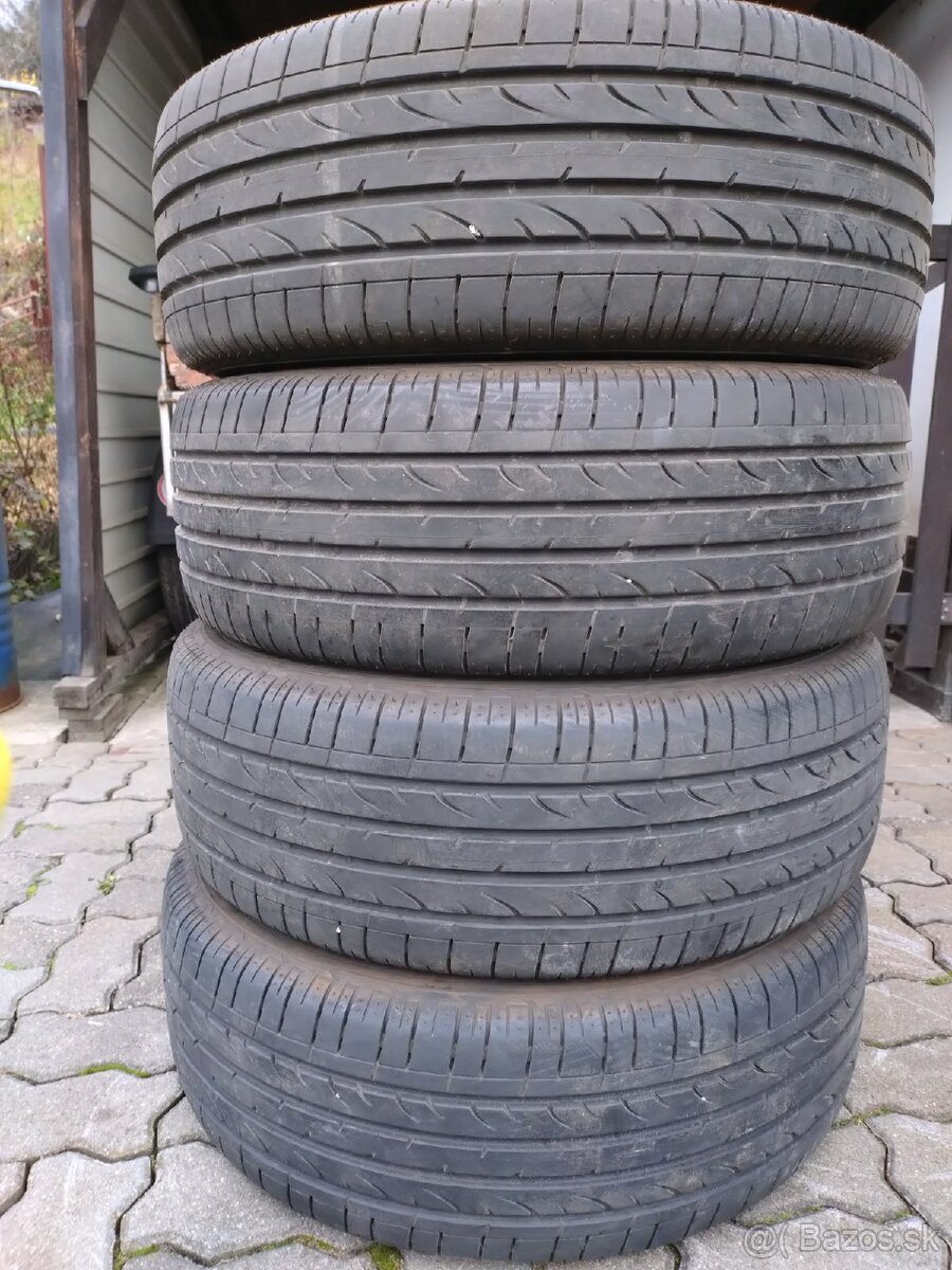 Bridgestone 245/65 R17