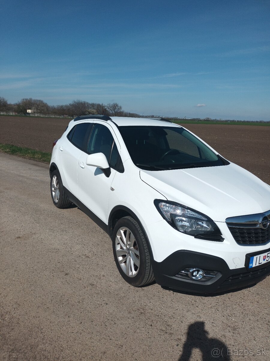 predam opel MOKKA