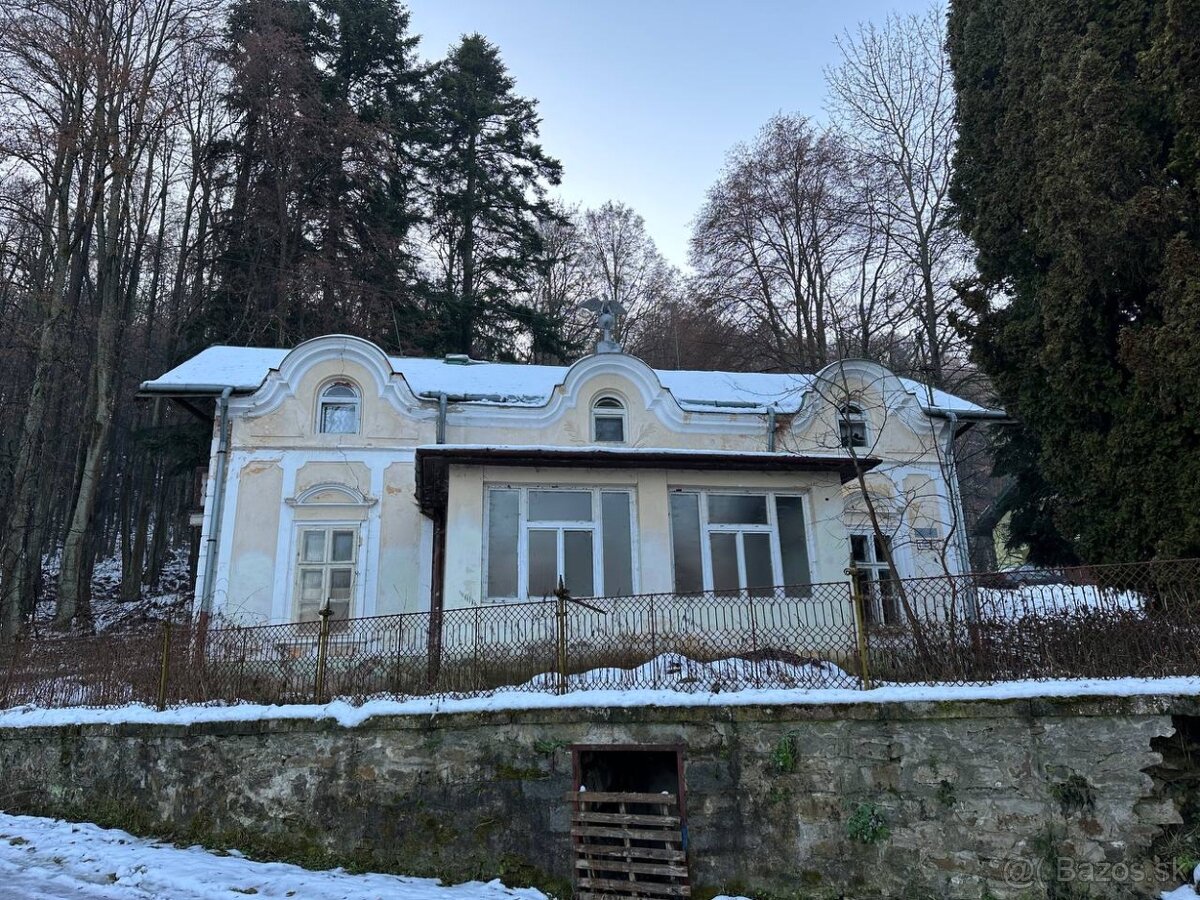 Dom a pozemok v centre Bardejovskich Kupelou