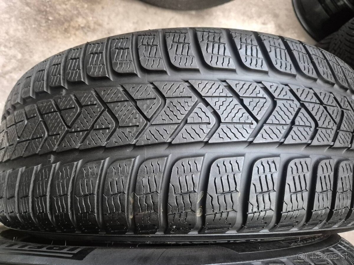 225/55 r18 zimné 4 ks PIRELLI dezén 6,5 - 4,6 mm DOT2020