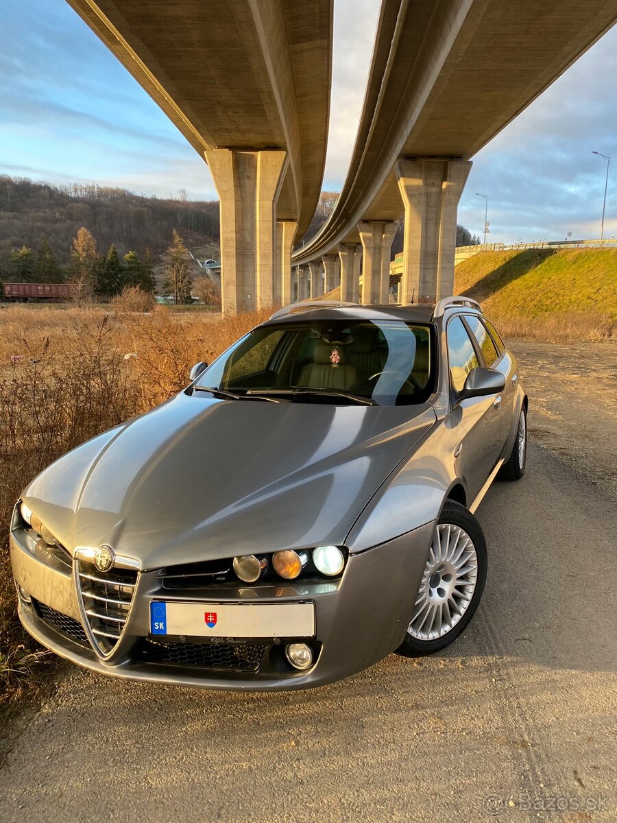 Alfa Romeo 159 2.4 JTDm 147 kW, automat