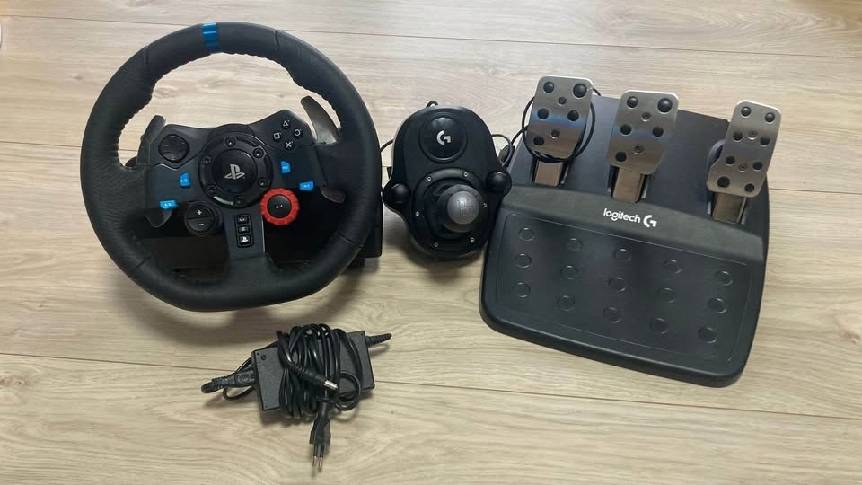 LOGITECH G29 + páka