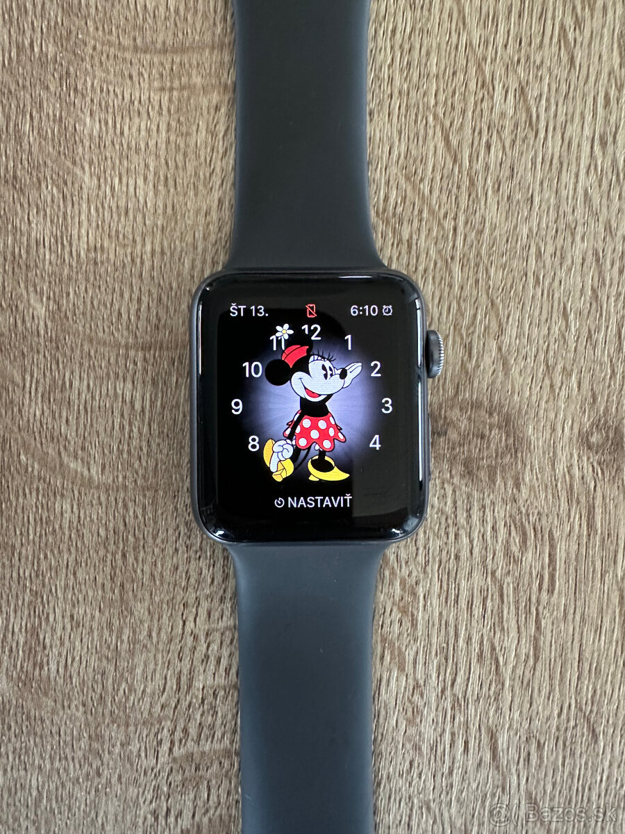 Apple Watch 3 42mm + remienky a kryt