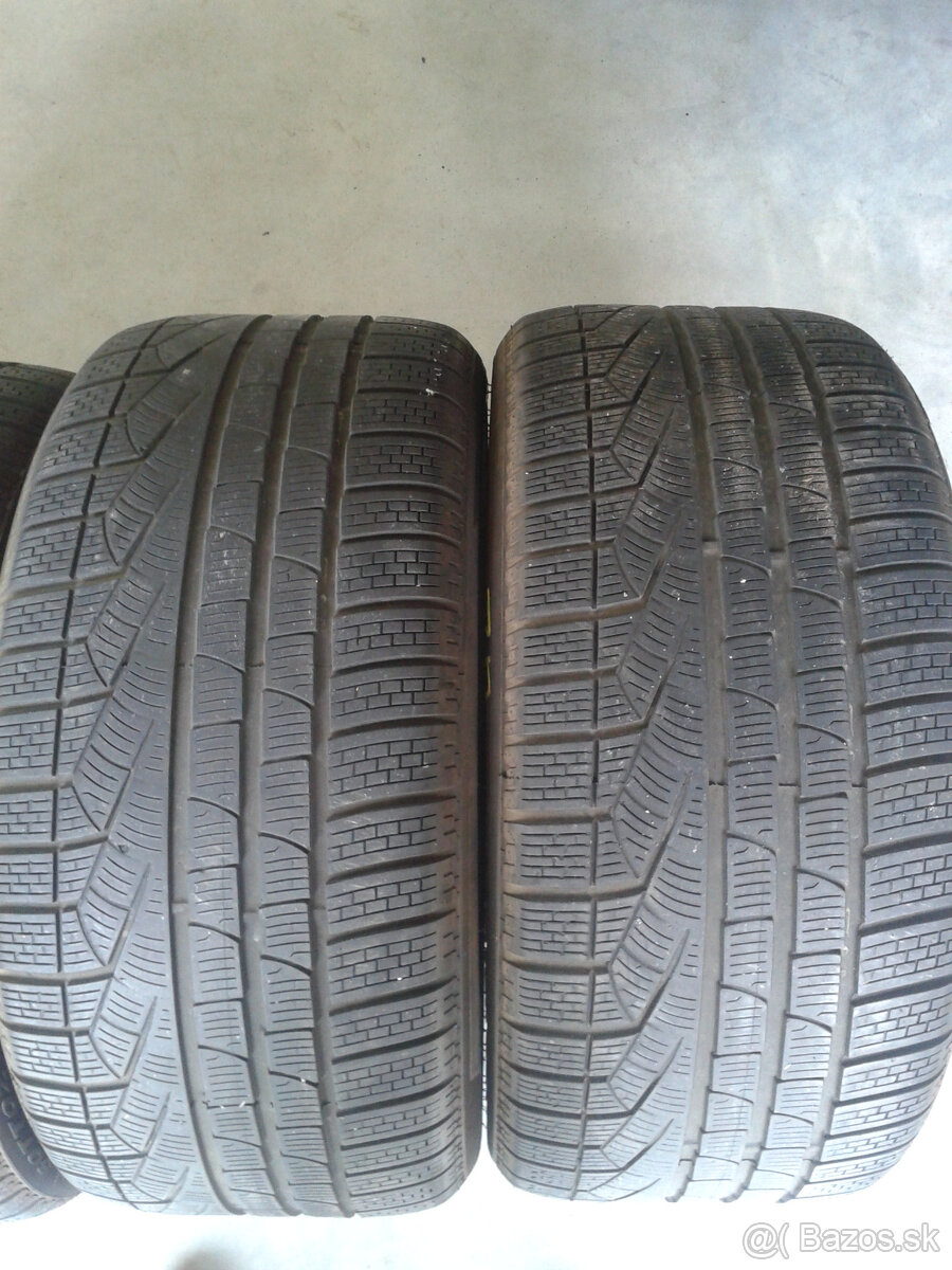 2ks zimne 265/40 R18 97V PIRELLI