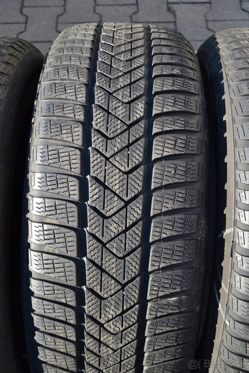 225/55 R18 zimne pneumatiky Pirelli 4ks