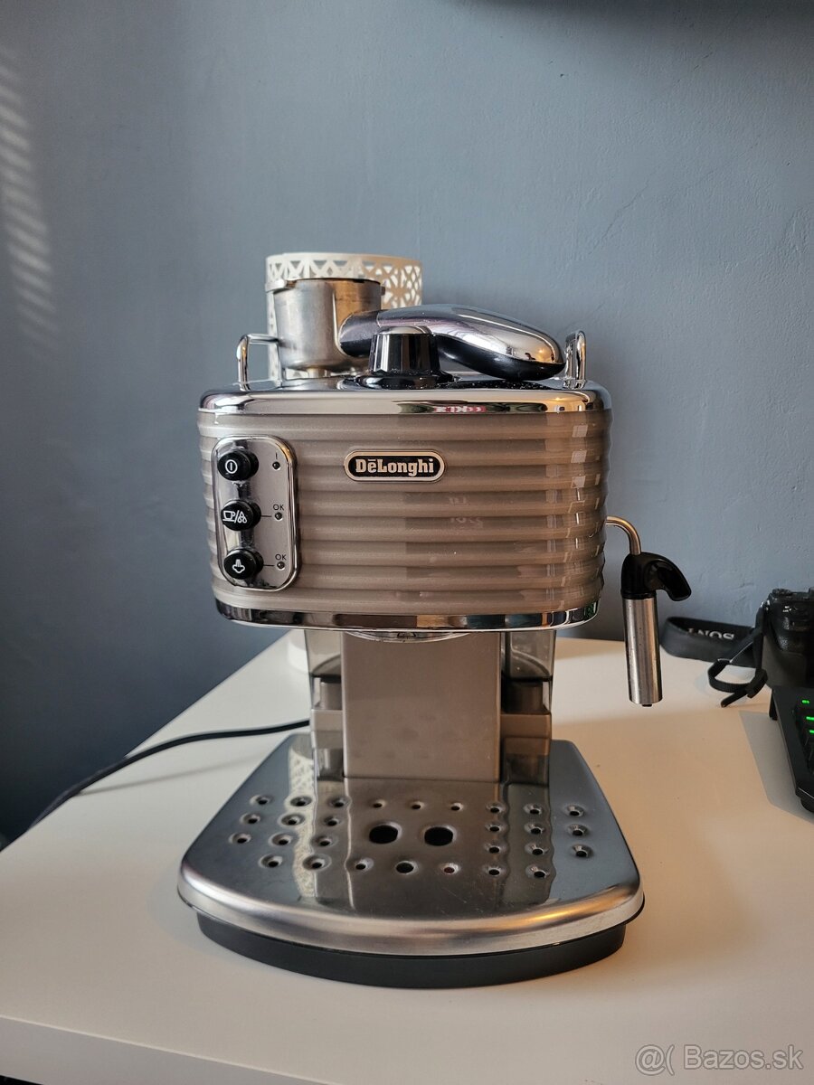 Predám kávovar delonghi